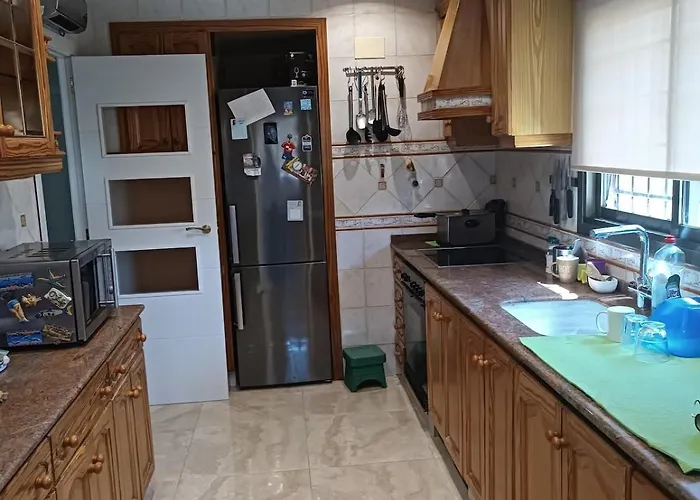 Exclusiva Casa Independiente 16 Ppl * Torrent (Valencia)